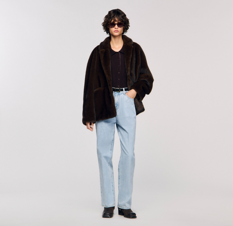 Жіноча коричнева шуба зі штучного хутра