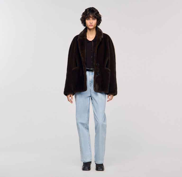 Жіноча коричнева шуба зі штучного хутра