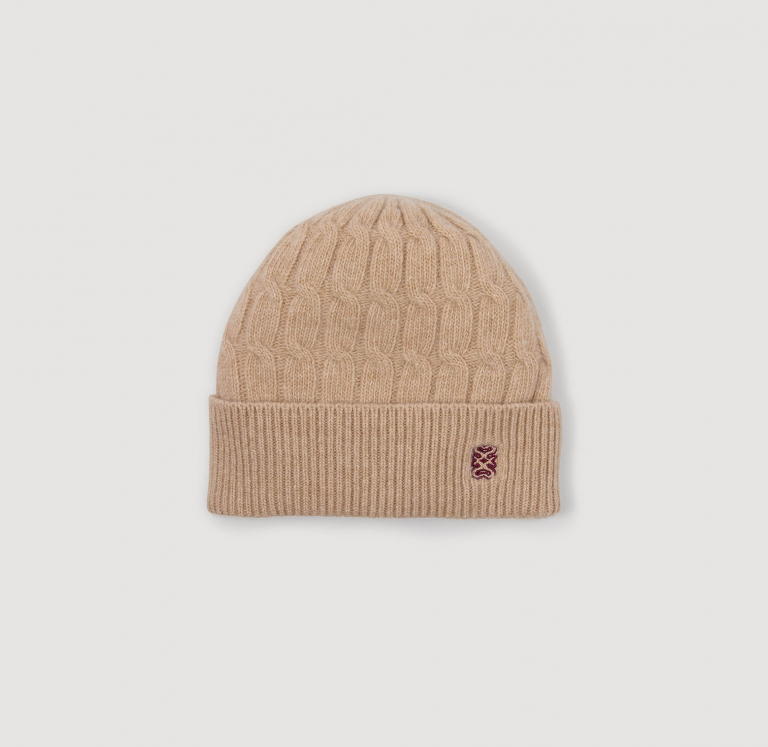 Женская бежевая шерстяная шапка