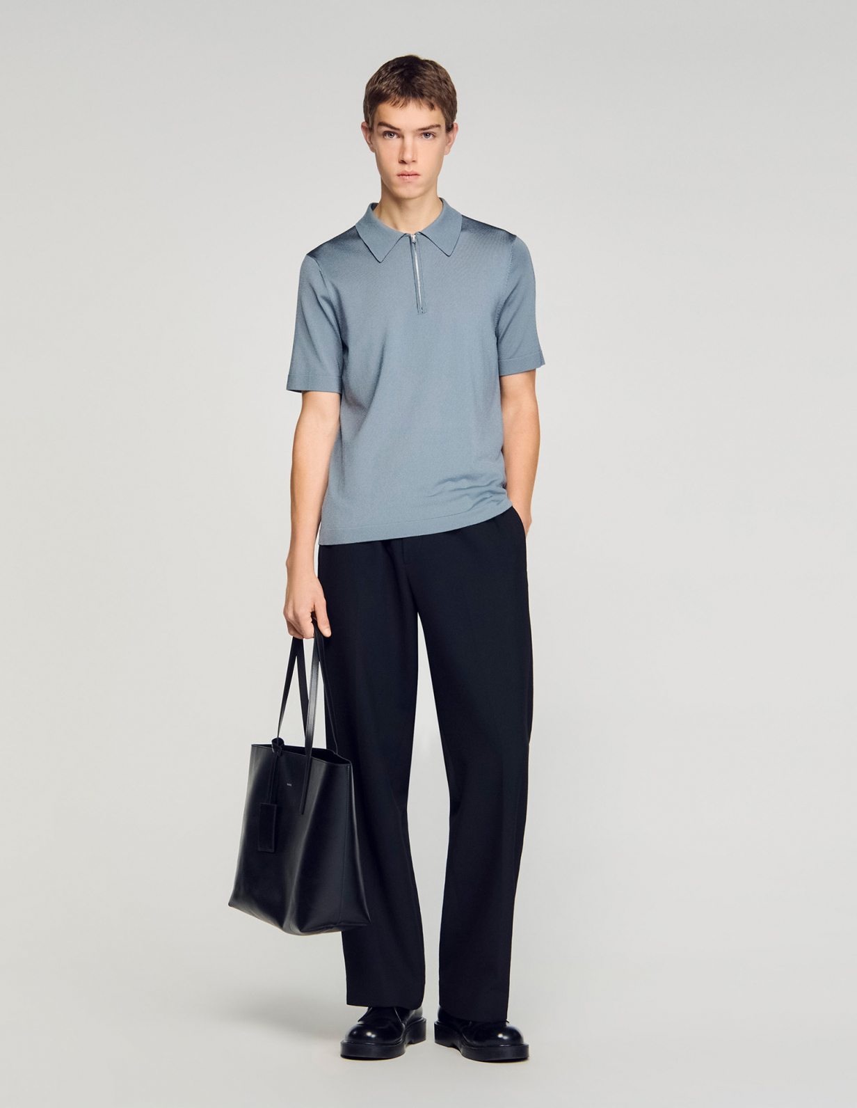 Мужское серое вязаное поло с застежкой-молнией_1