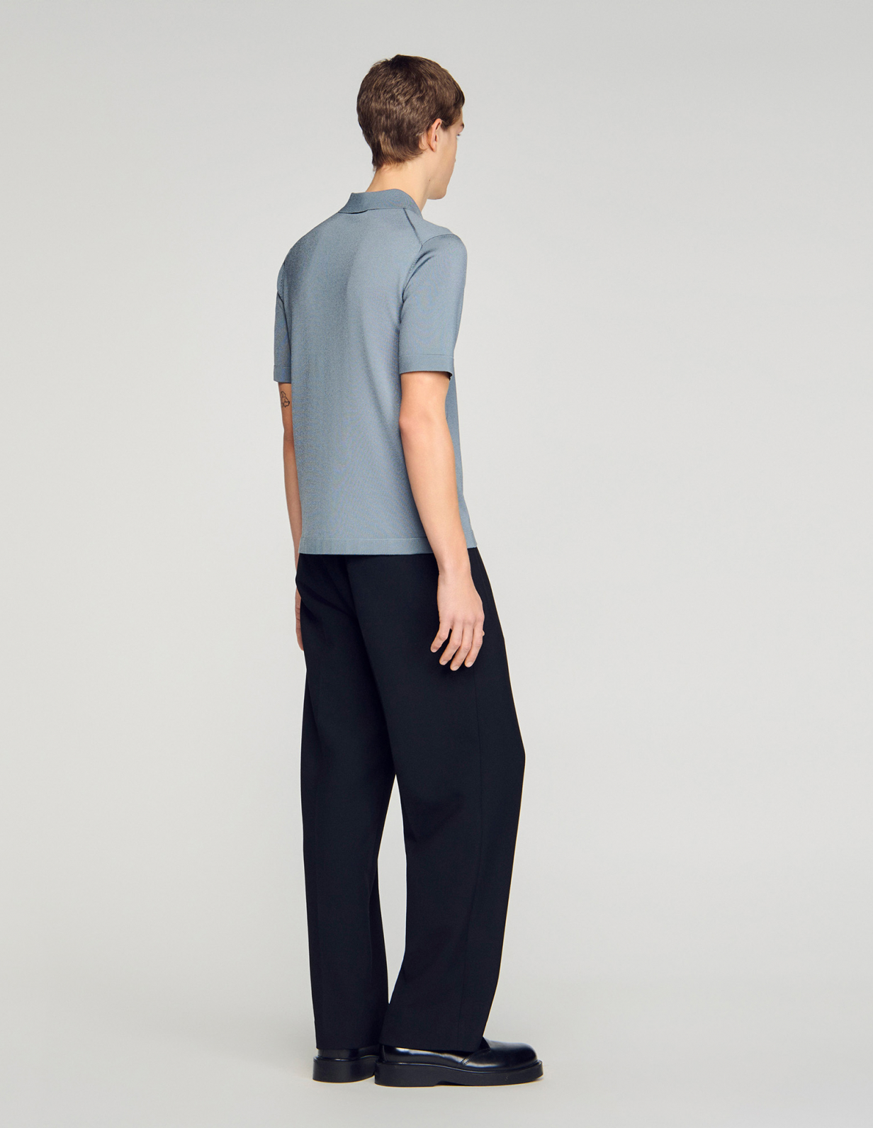 Мужское серое вязаное поло с застежкой-молнией_3