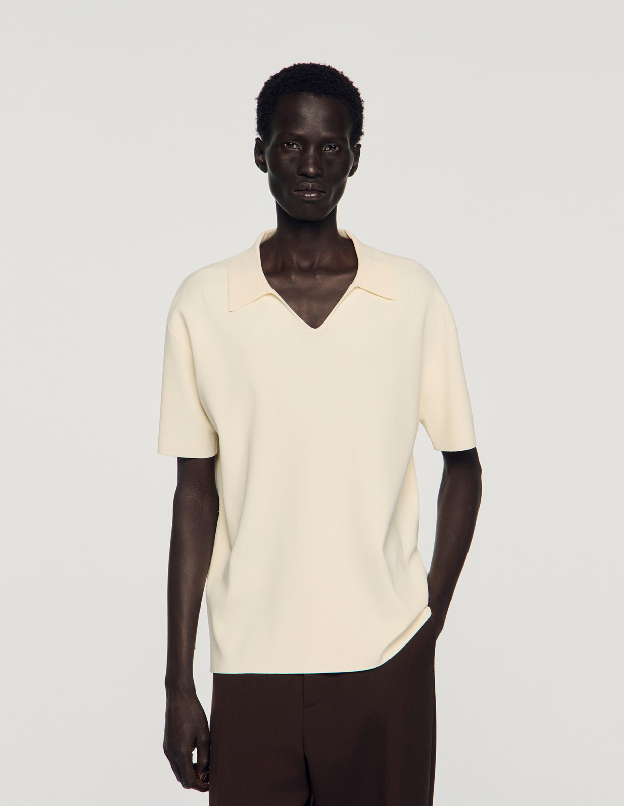 Мужское молочное трикотажное поло_4