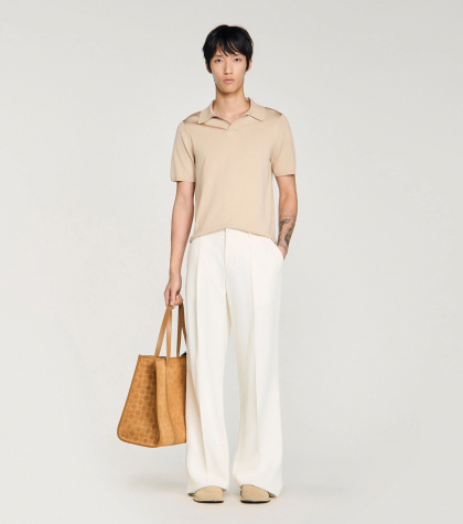 Мужское трикотажное поло с V-образным вырезом