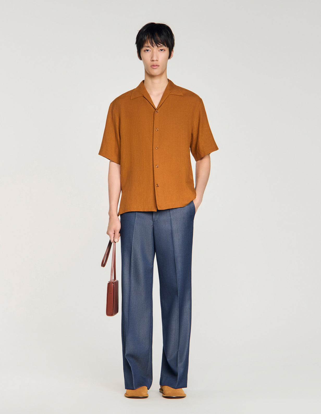 Мужская коричневая льняная рубашка_1