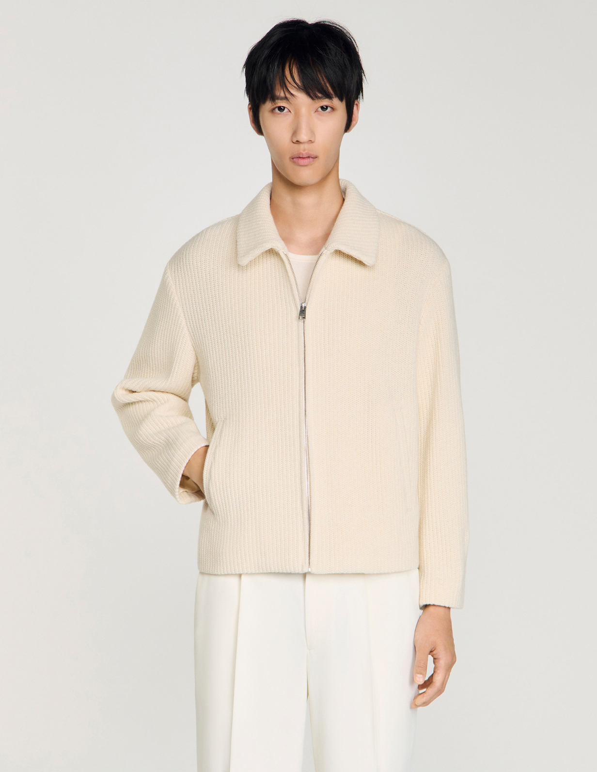 Чоловіча куртка з трикотажним ефектом_4