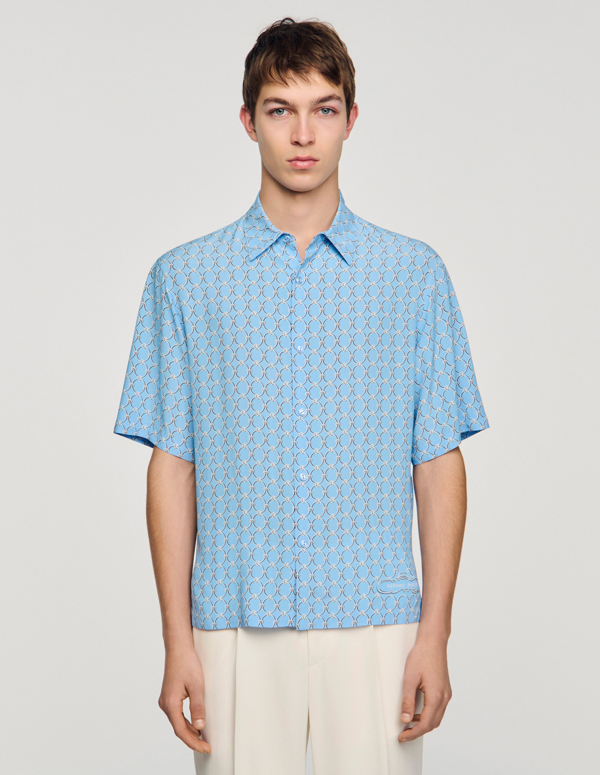 Чоловіча блакитна сорочка з принтом у вигляді ланок_4