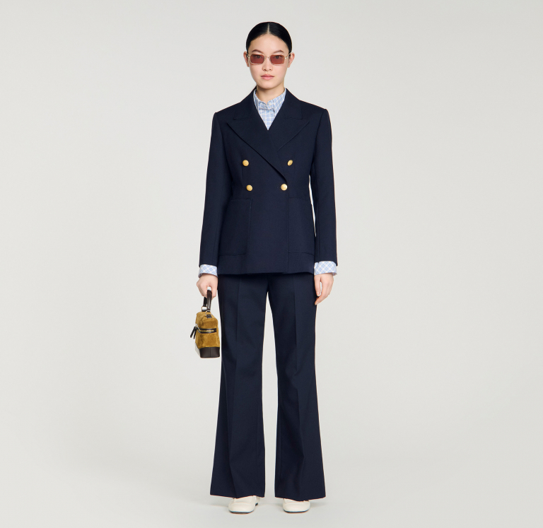 Жіночий синій двобортний жакет