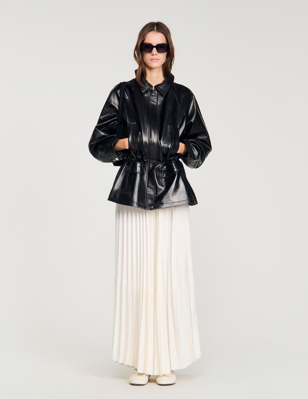 Жіноча чорна шкіряна куртка_1