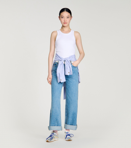 Жіночий білий топ в рубчик з бісером