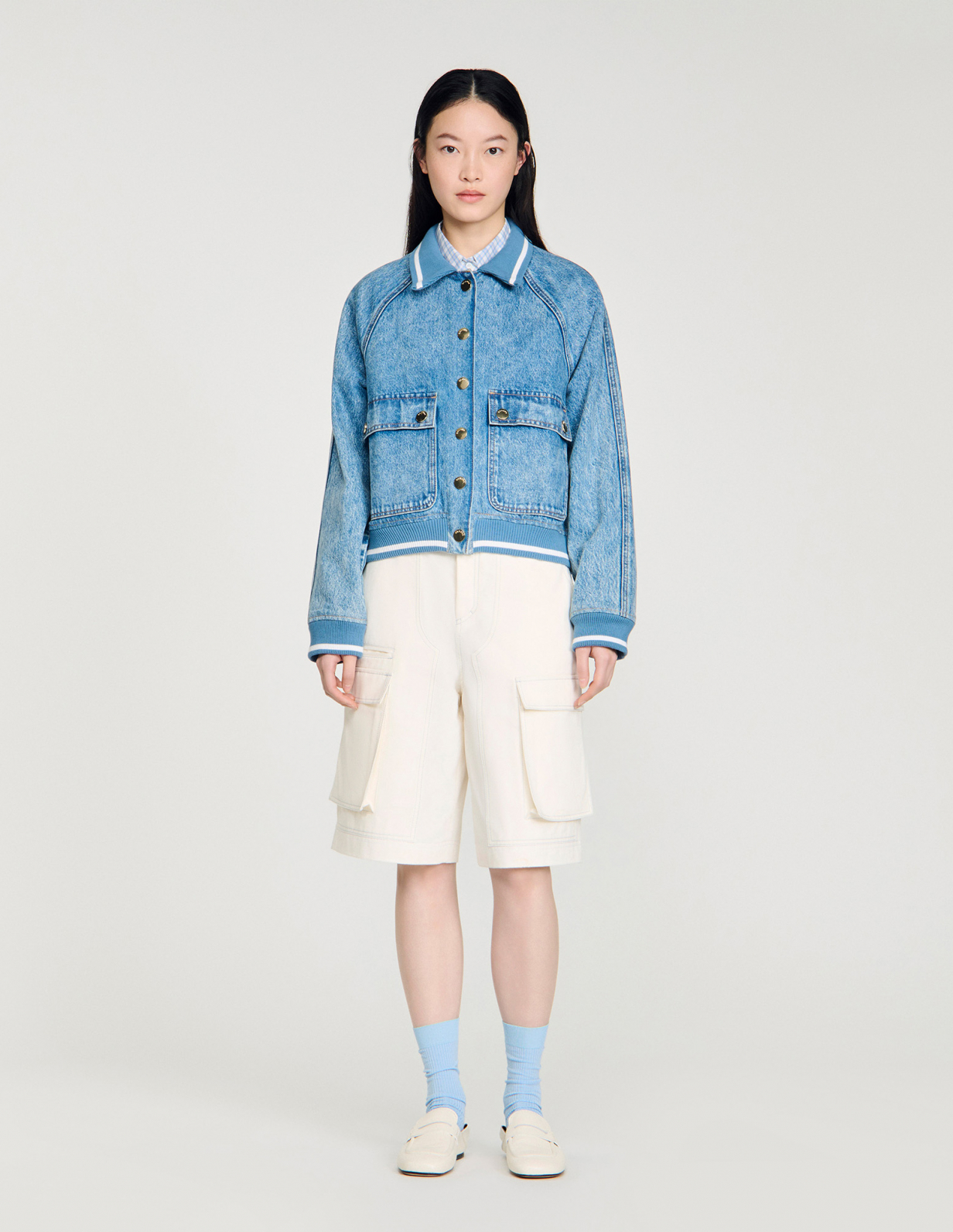 Жіноча джинсова куртка зі вставками_2