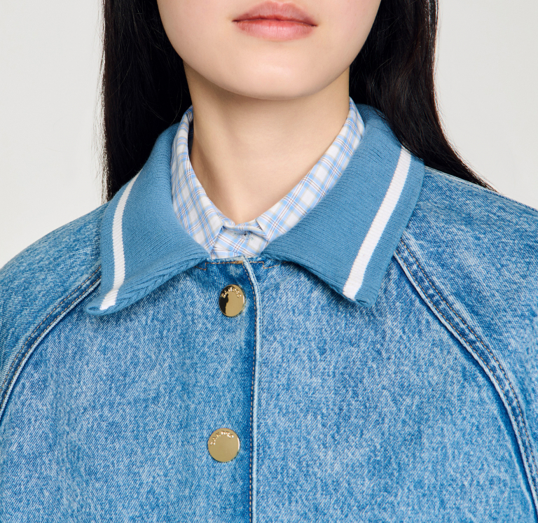 Жіноча джинсова куртка зі вставками