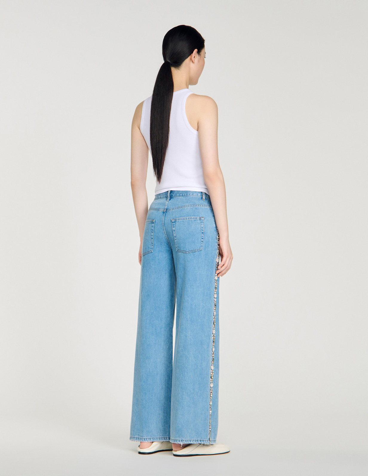 Женские широкие джинсы с цветочным узором_5