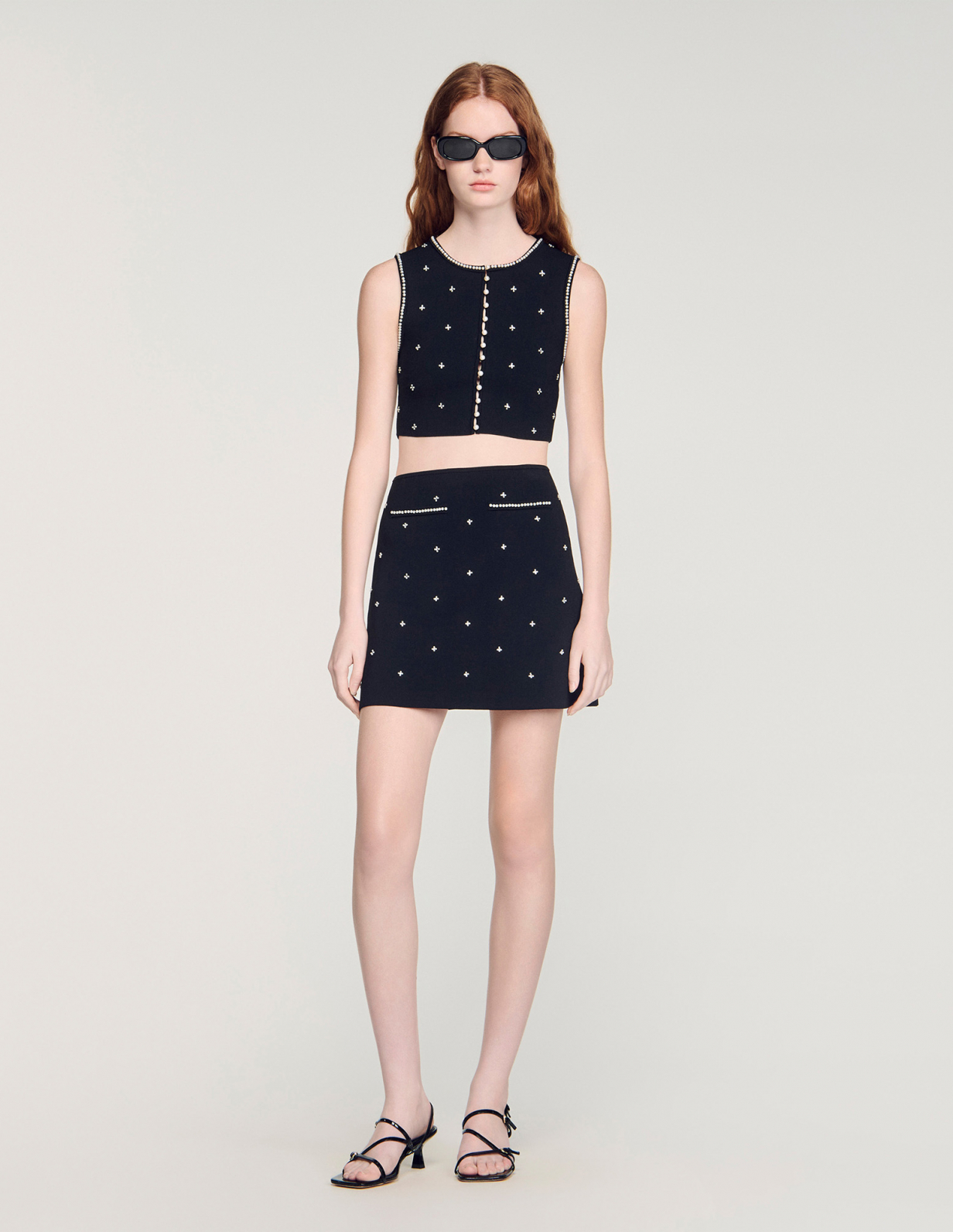 Женская вязаная юбка с вышивкой стразами_1