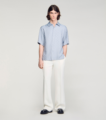 Мужская голубая рубашка с геометричским узором