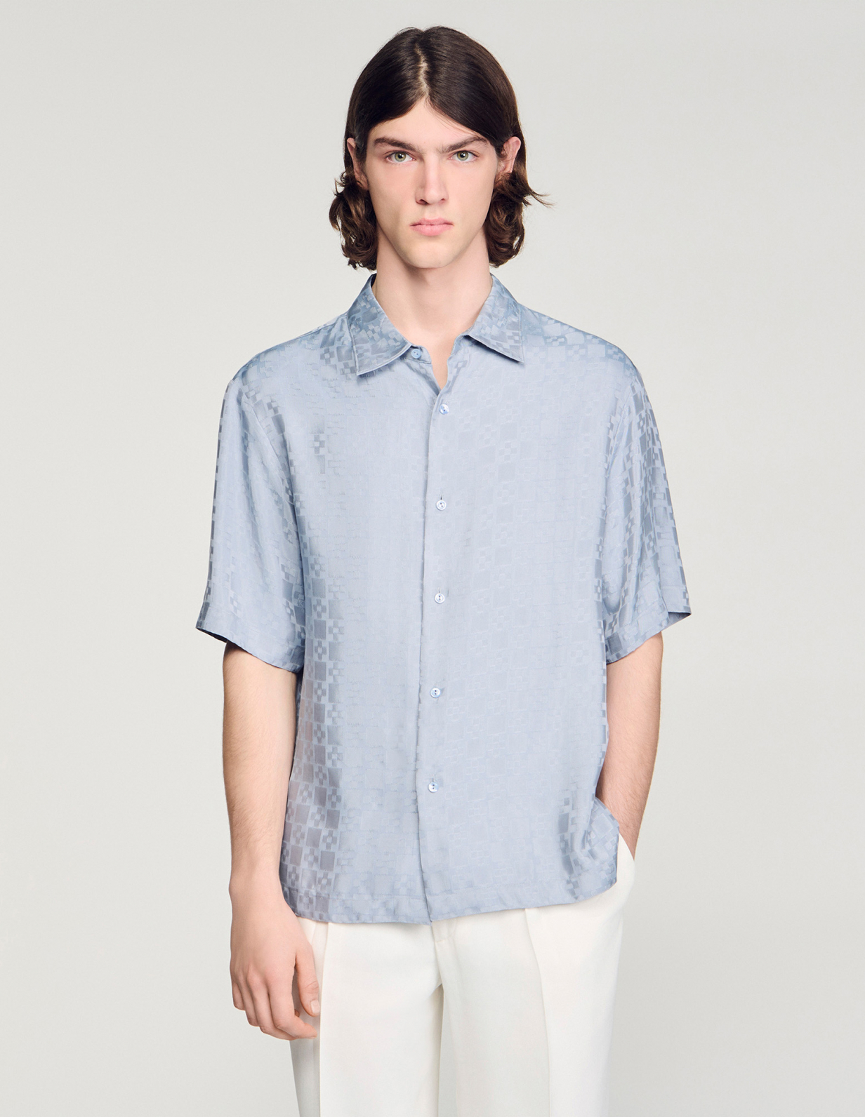 Мужская голубая рубашка с геометричским узором_4