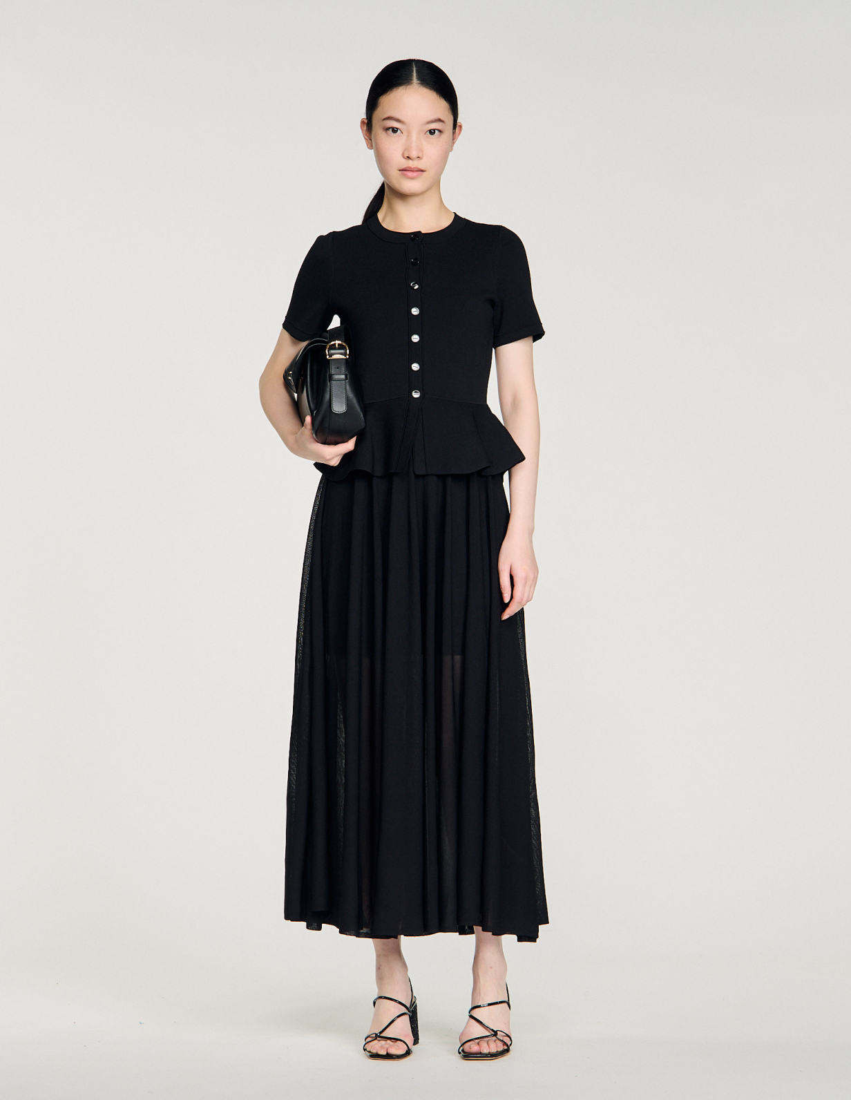 Жіноча довга в'язана сукня з баскою_1