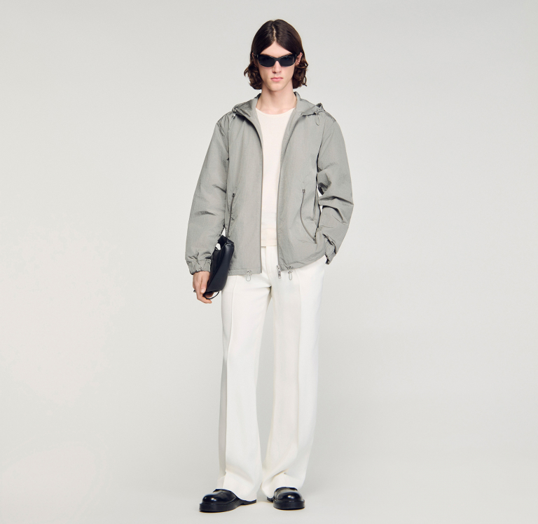 Чоловіча куртка з технічної тканини, з капюшоном