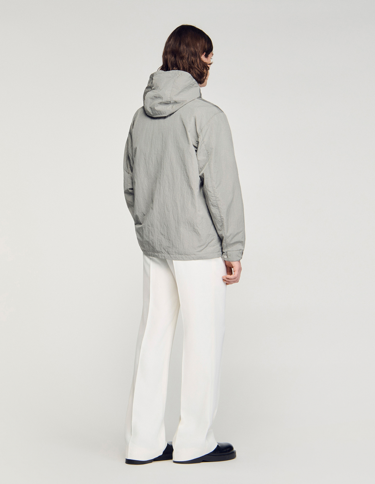 Чоловіча куртка з технічної тканини, з капюшоном_5