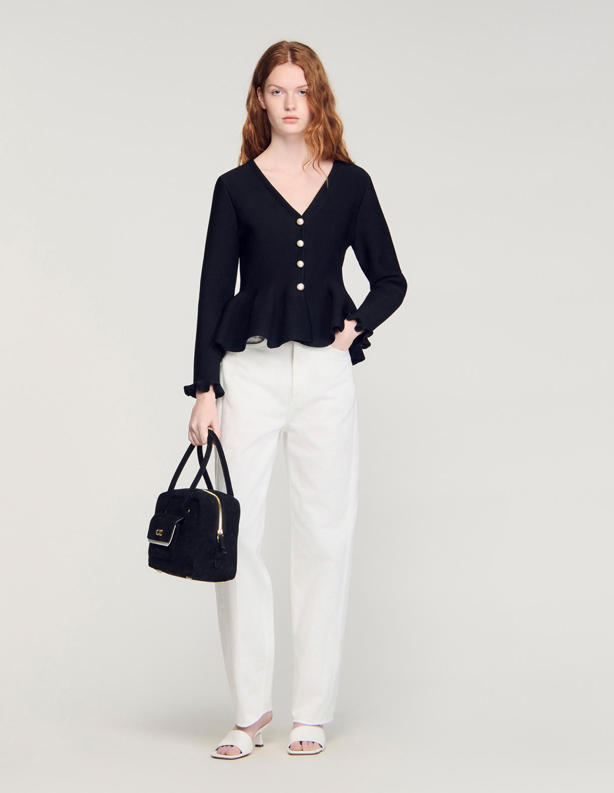 Жіночий чорний кардиган з баскою_1