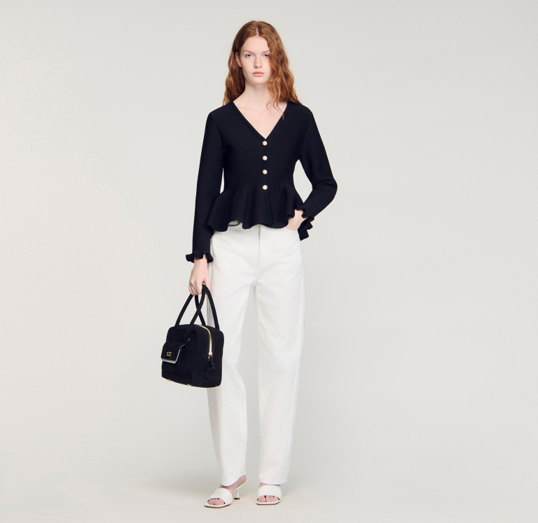 Жіночий чорний кардиган з баскою