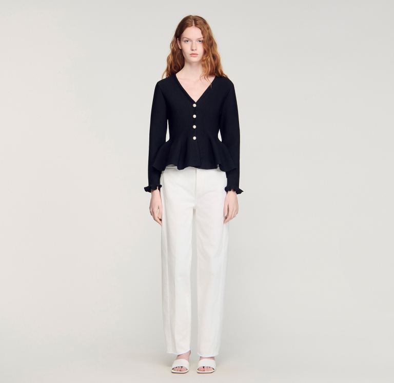 Жіночий чорний кардиган з баскою