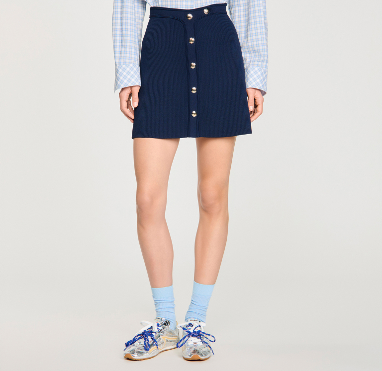 Жіноча спідниця у рубчик із застібкою на кнопках