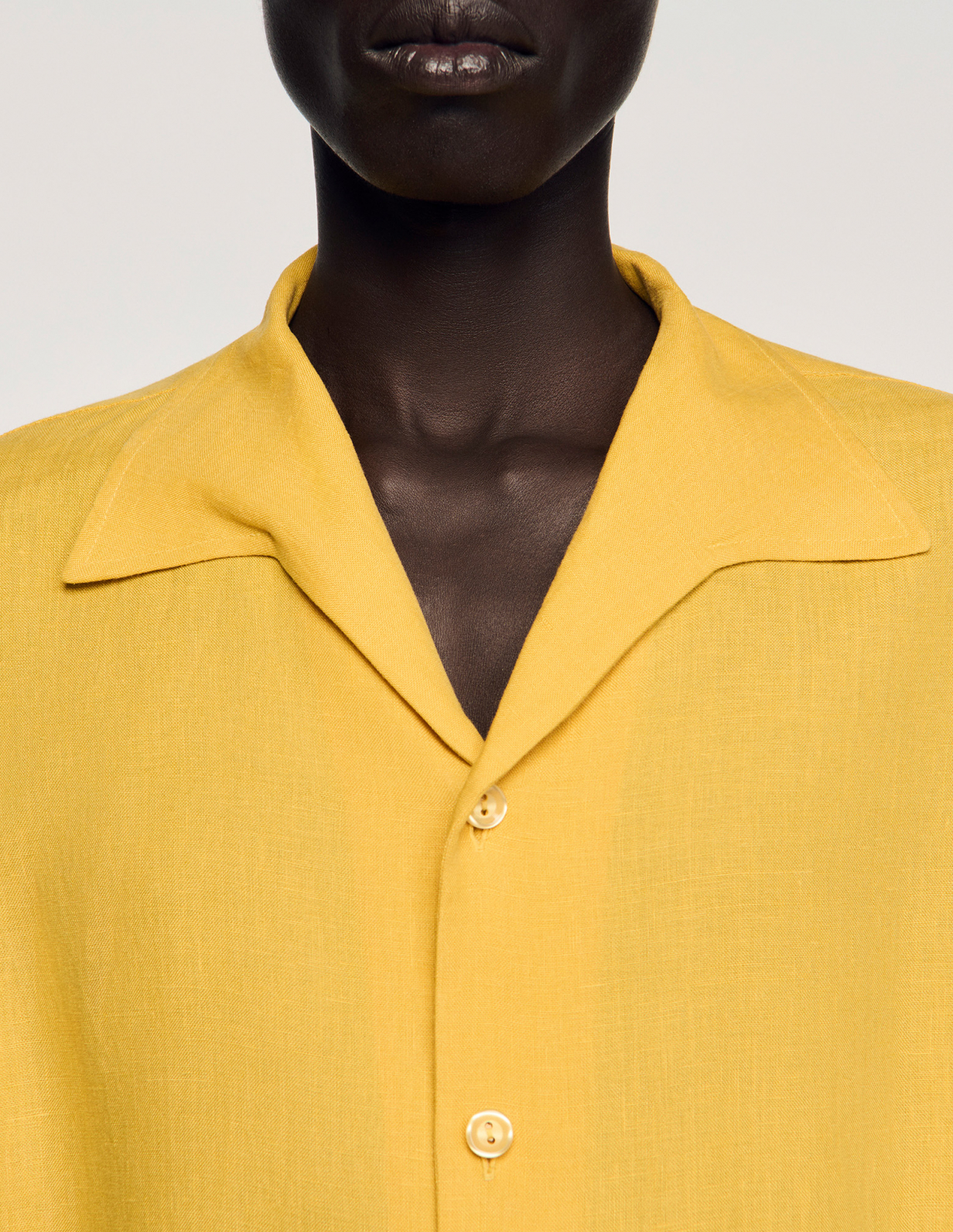 Чоловіча жовта льняна сорочка_3