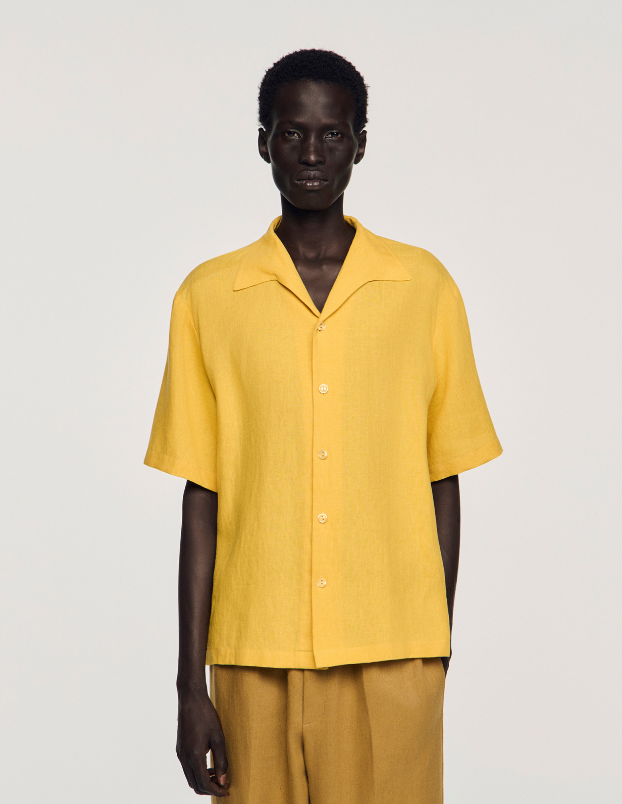 Чоловіча жовта льняна сорочка_4