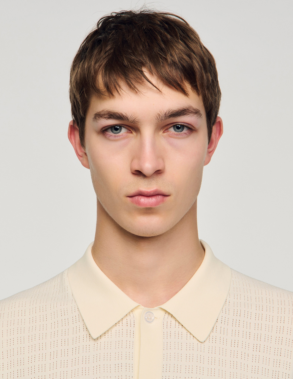 Чоловіче молочне поло на ґудзиках_3