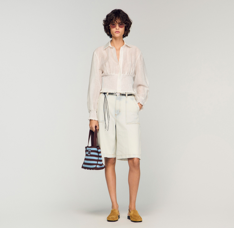 Женская льняная рубашка с присборенной талией