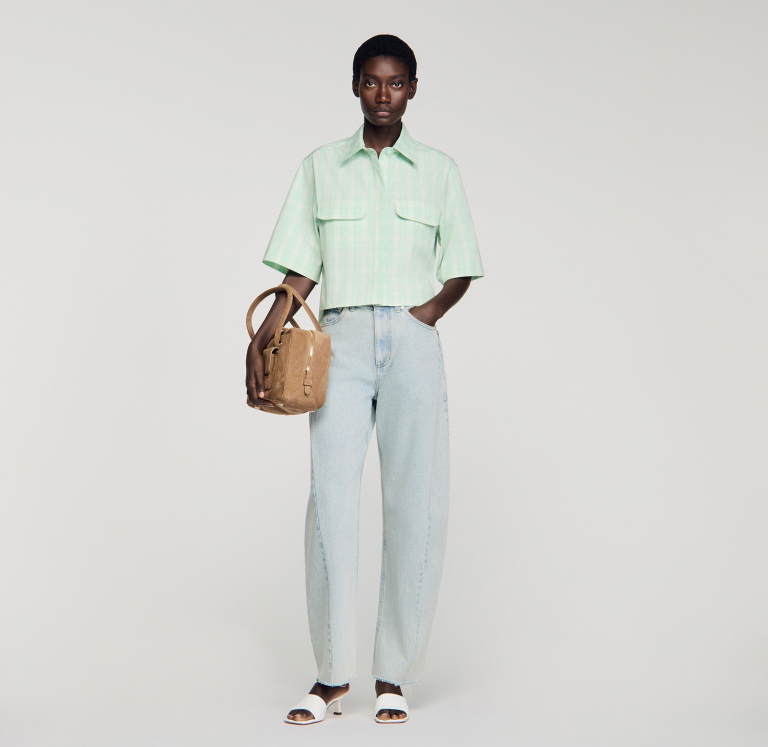 Женская рубашка в клетку с коротким рукавом