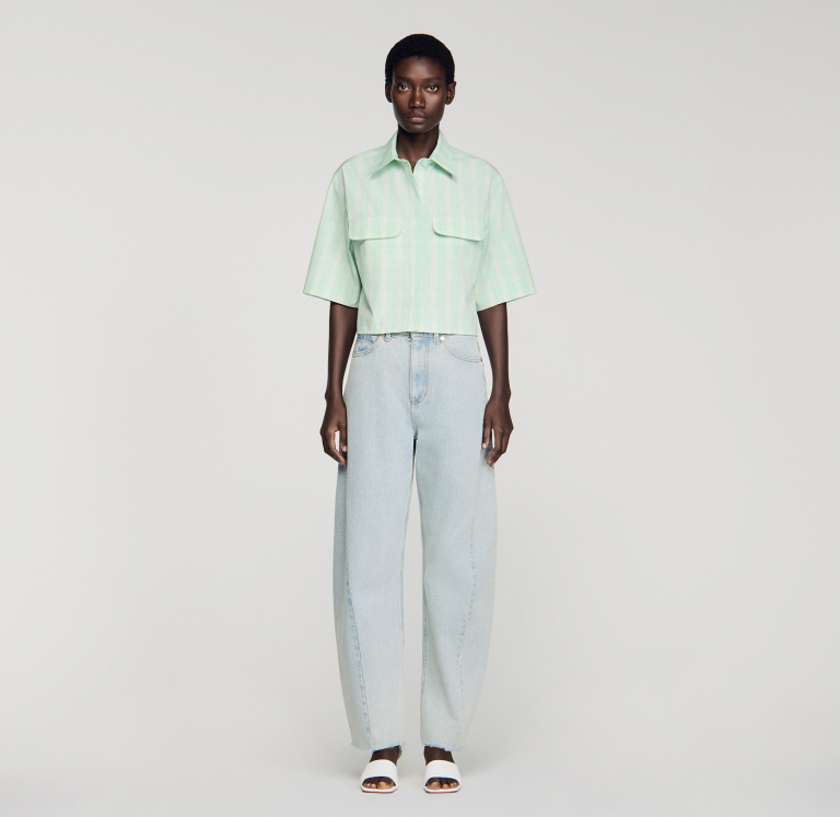 Женская рубашка в клетку с коротким рукавом