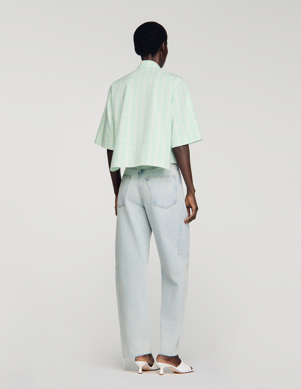 Женская рубашка в клетку с коротким рукавом_5