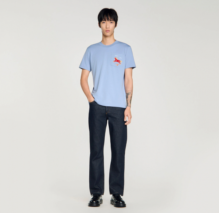 Чоловіча блакитна футболка з вишивкою коня