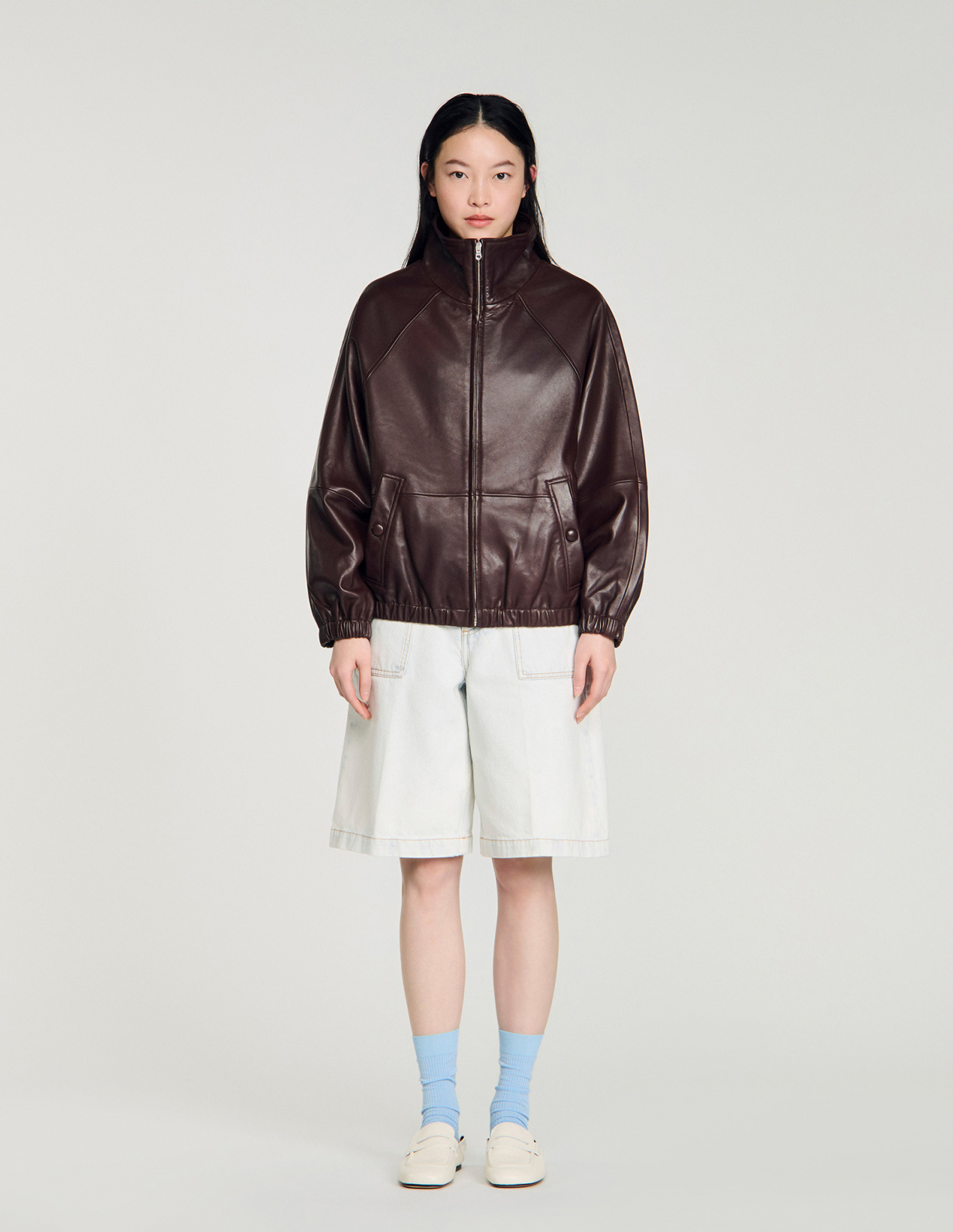 Жіноча коричнева шкіряна куртка_2