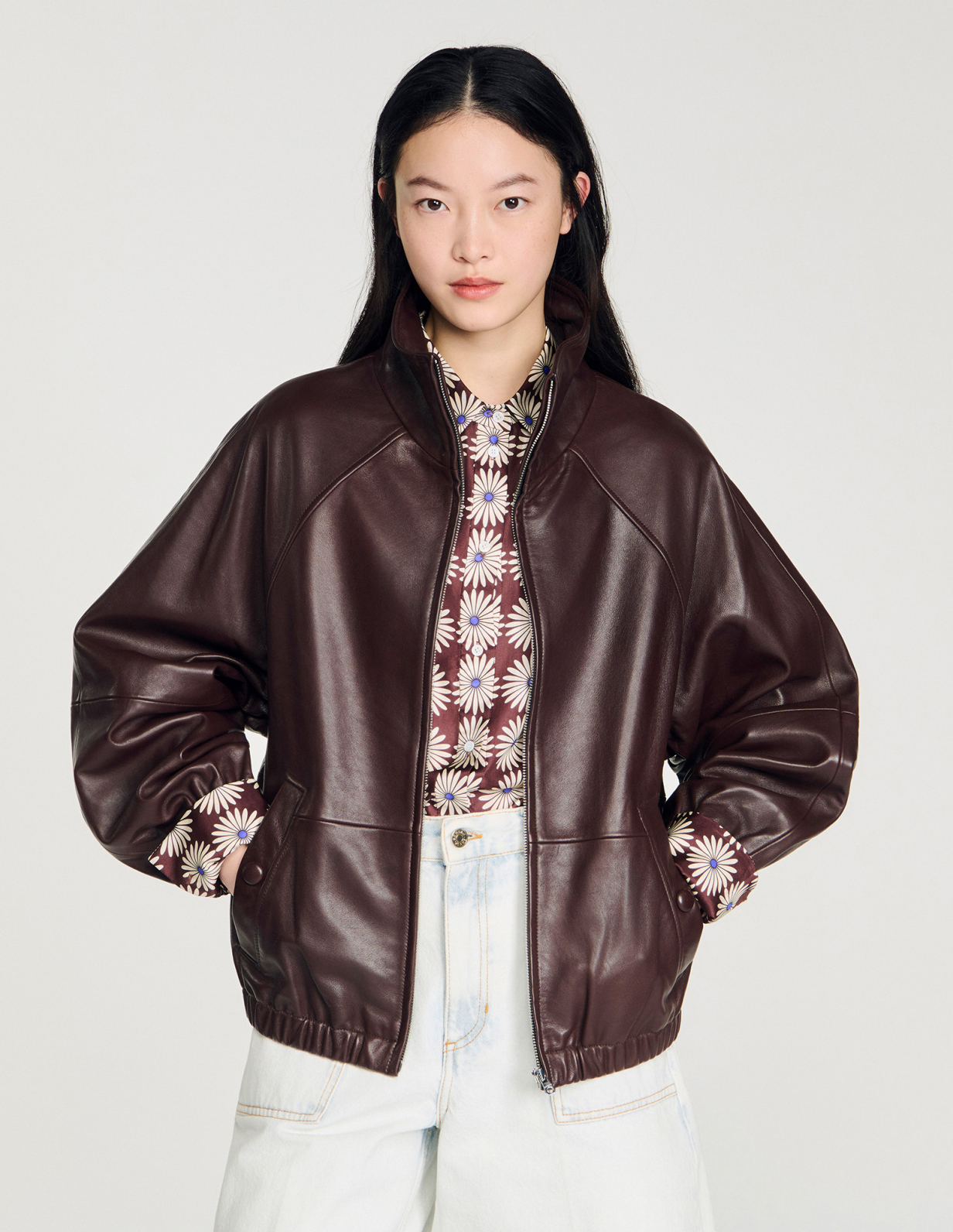 Жіноча коричнева шкіряна куртка_4