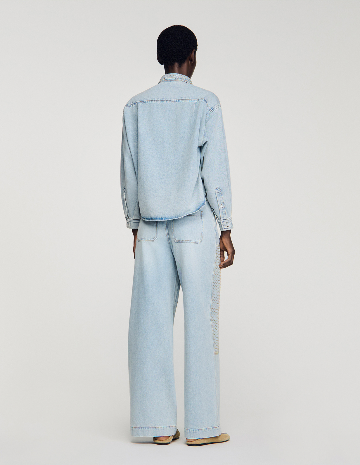 Жіноча джинсова сорочка зі стразами_5