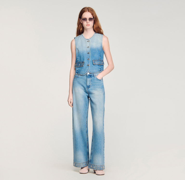 Женские синие широкие джинсы из заклепками