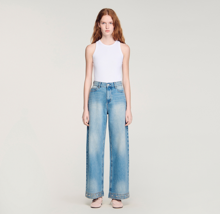 Женские синие широкие джинсы из заклепками