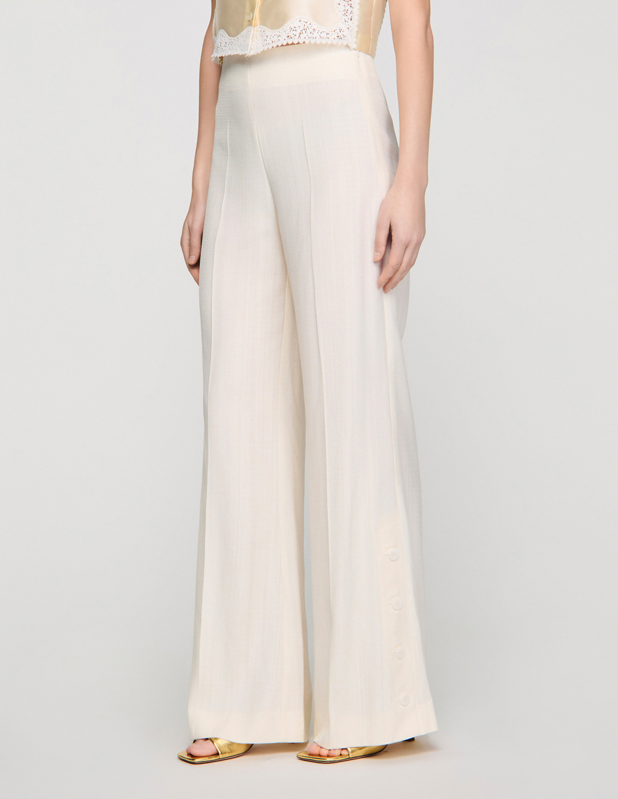 Женские брюки палаццо с разрезами на пуговицах_4