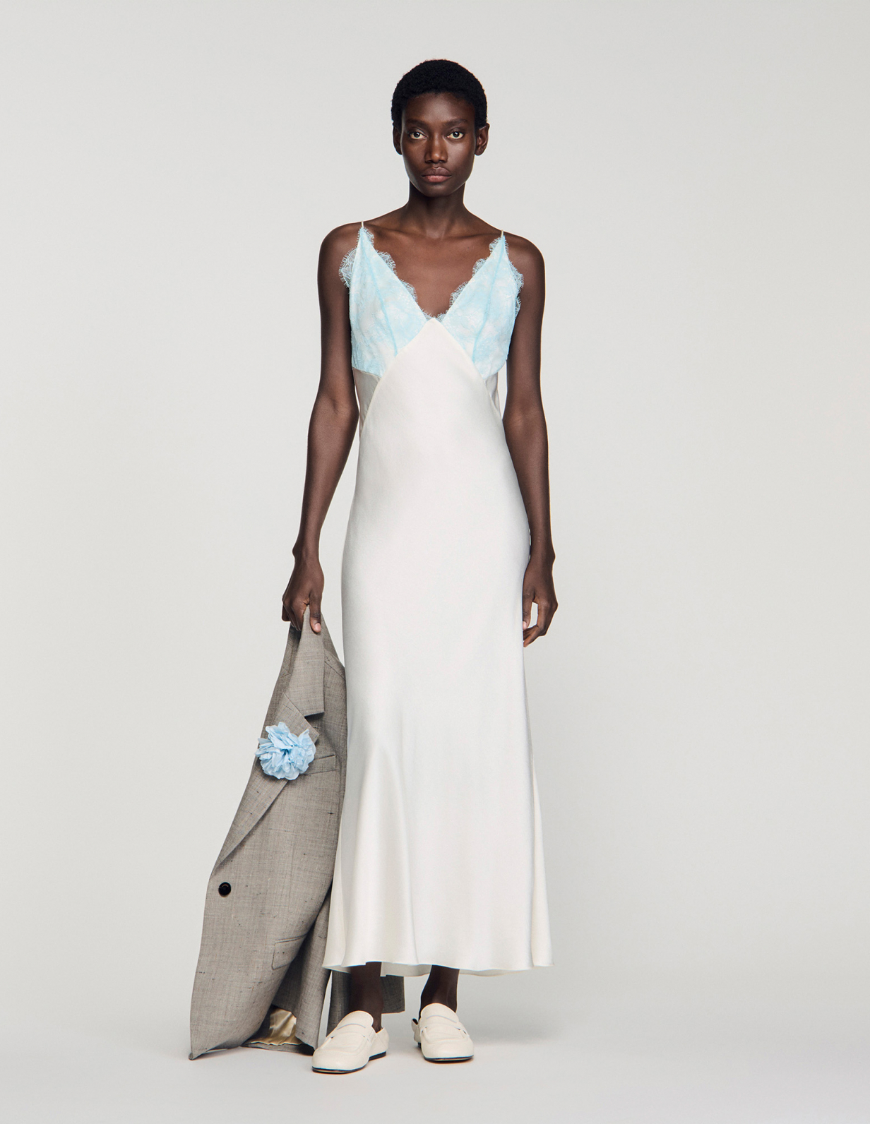 Женское длинное платье в стиле нижнего белья_1