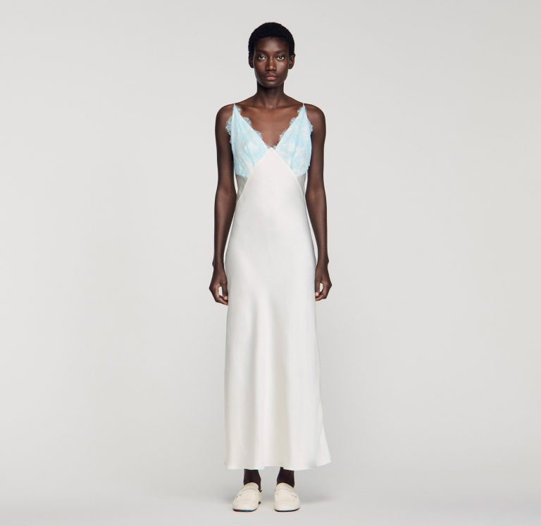 Женское длинное платье в стиле нижнего белья