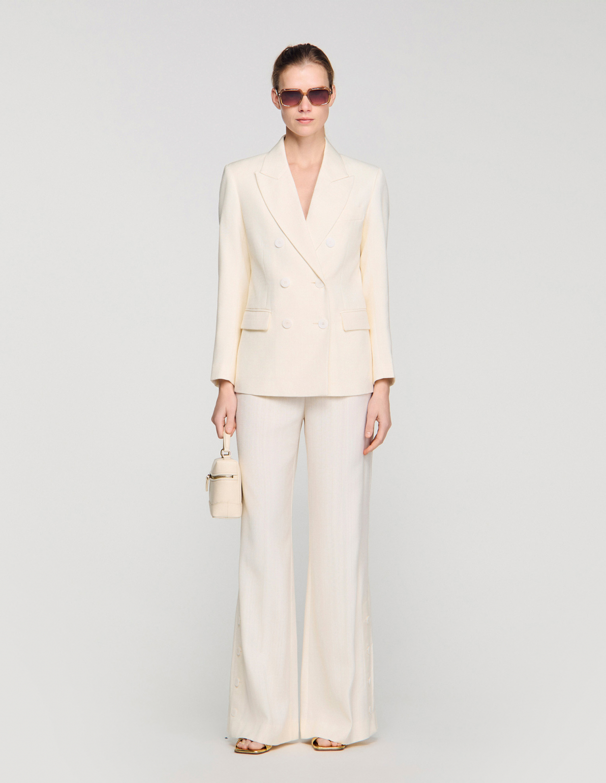 Жіночий двобортний приталений жакет_1