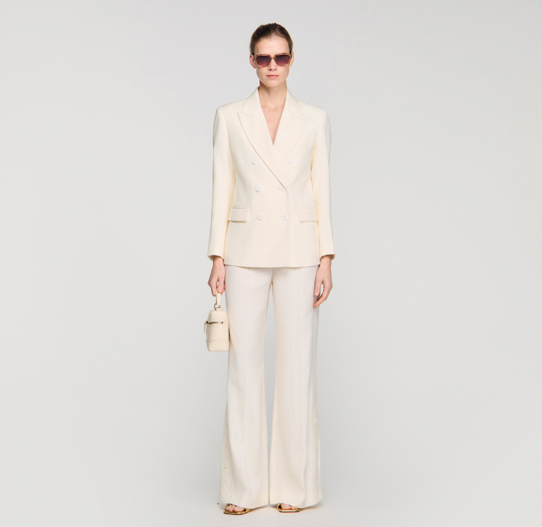 Жіночий двобортний приталений жакет