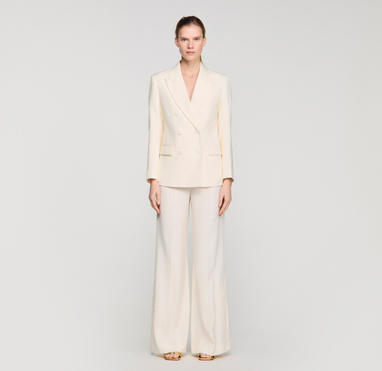 Жіночий двобортний приталений жакет