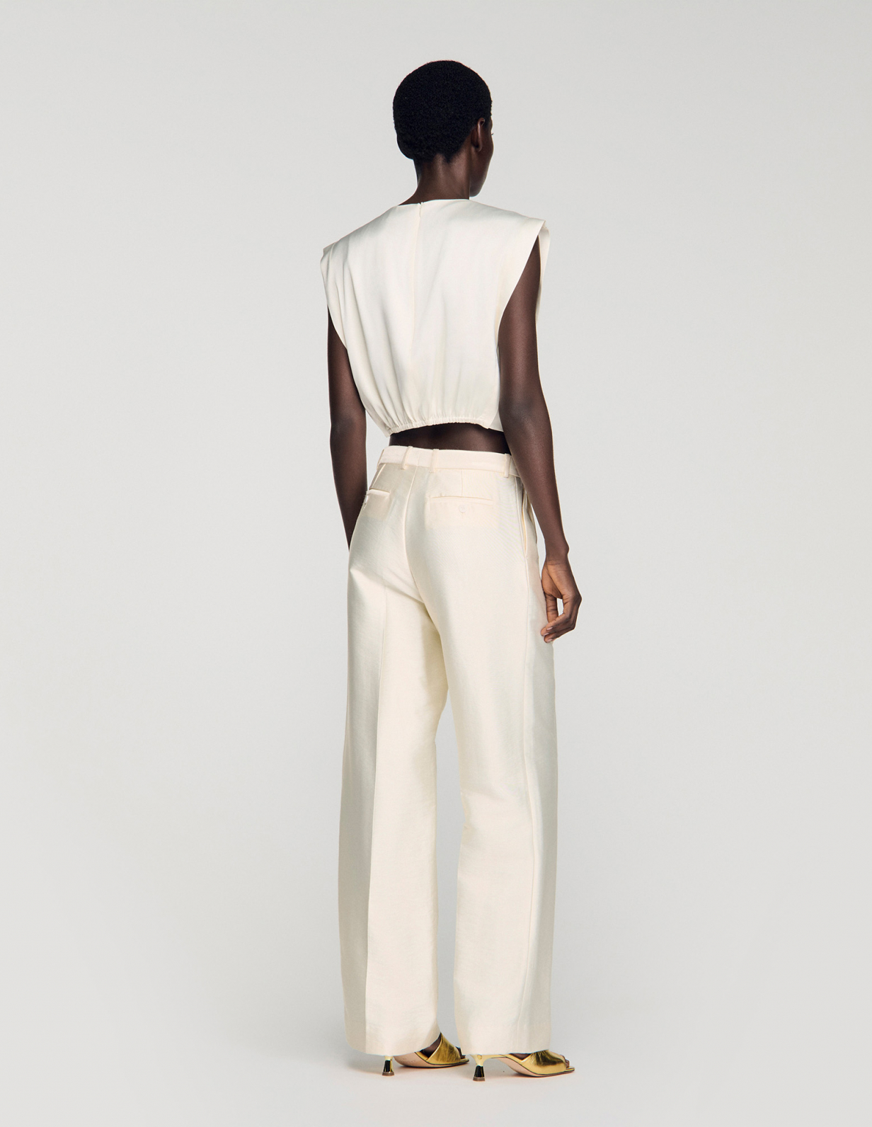 Жіночий атласний укорочений топ зі складками_5