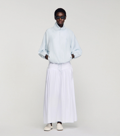 Женская куртка свободного кроя с воротником стойкой