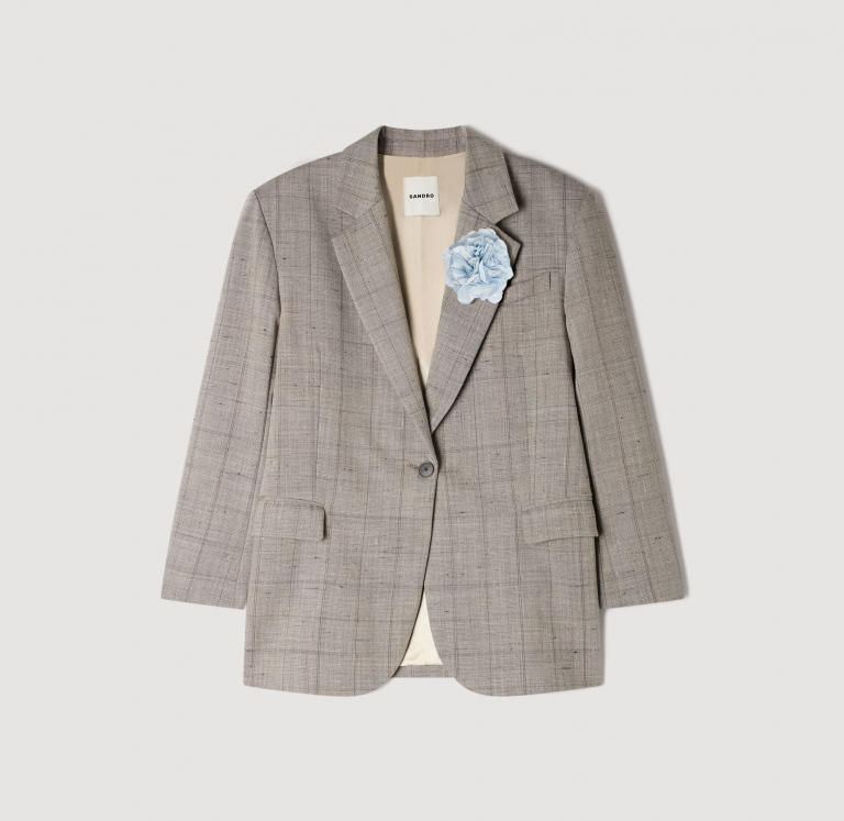 Жіночий сірий картатий жакет з брошкою