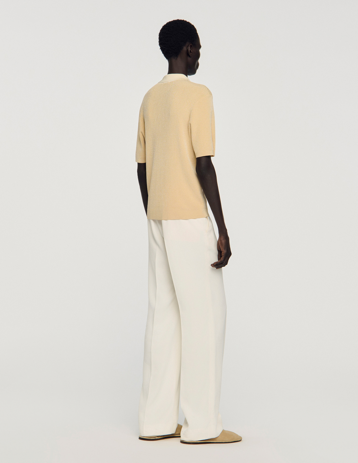 Мужское бежевое поло с контрастным воротником_5