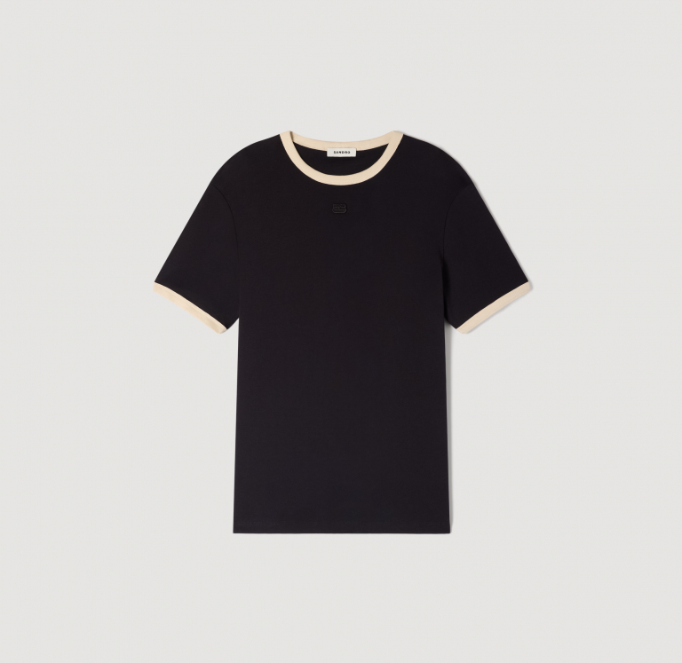 Чоловіча чорна футболка з контрастною окантовкою